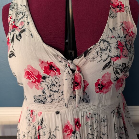 Beautiful Tiered Dress Torrid size 2 - Picture 2 of 5